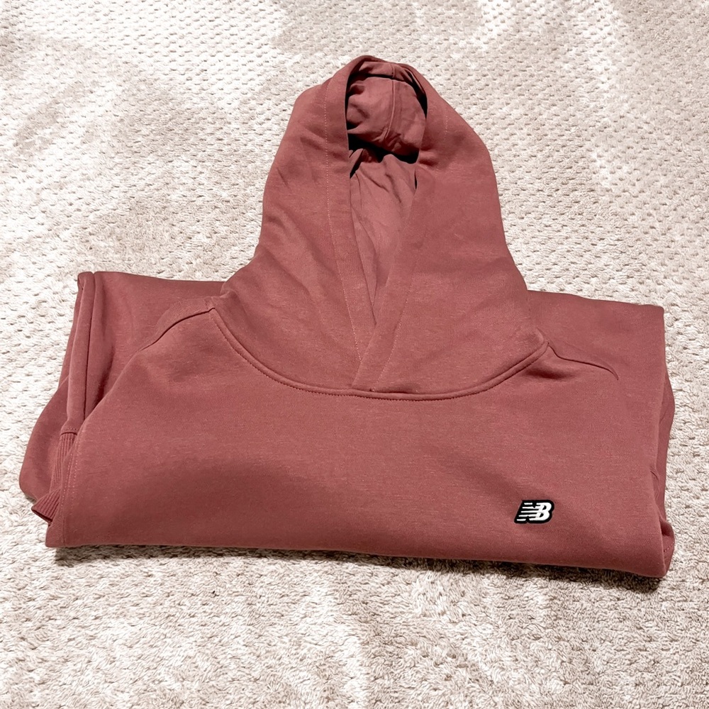 Women’s New Balance Sweatshirt